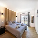 Zen - 3 Bedroom House Holiday home *