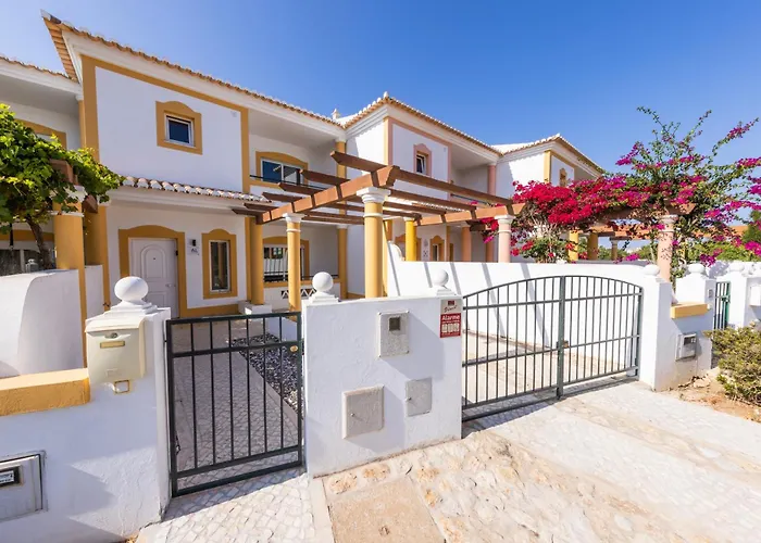 Zen - 3 Bedroom House 度假居