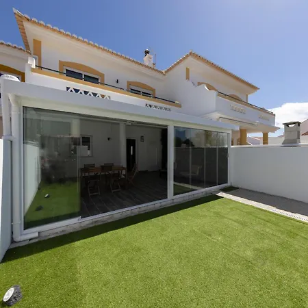 Zen - 3 Bedroom House 펜션 *